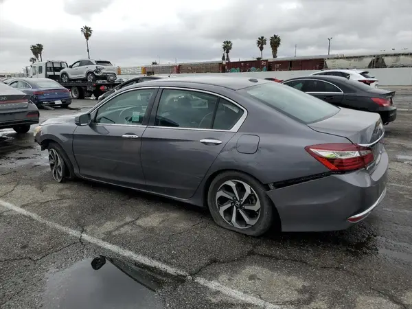 1HGCR2F81HA063188 2017 HONDA ACCORD - Image 2