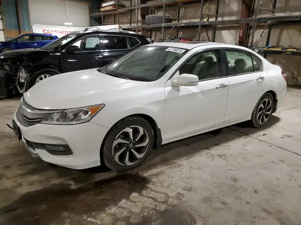 1HGCR2F81HA067161 2017 HONDA ACCORD - Image 1