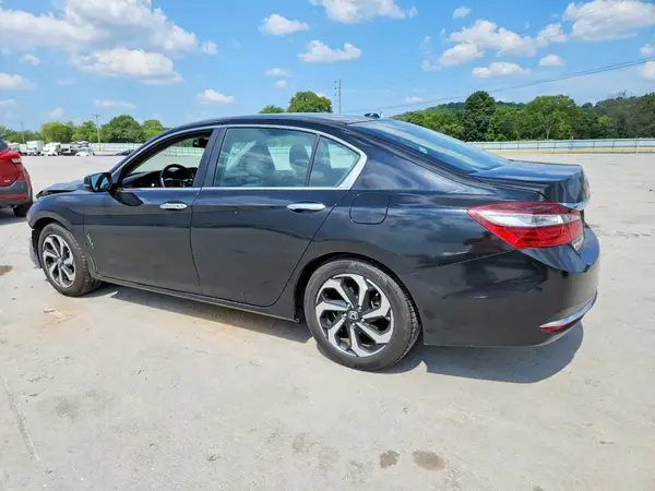 1HGCR2F81HA069945 2017 HONDA ACCORD - Image 2