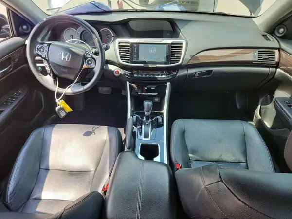 1HGCR2F81HA069945 2017 HONDA ACCORD - Image 8