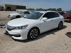 1HGCR2F81HA071906 2017 HONDA ACCORD