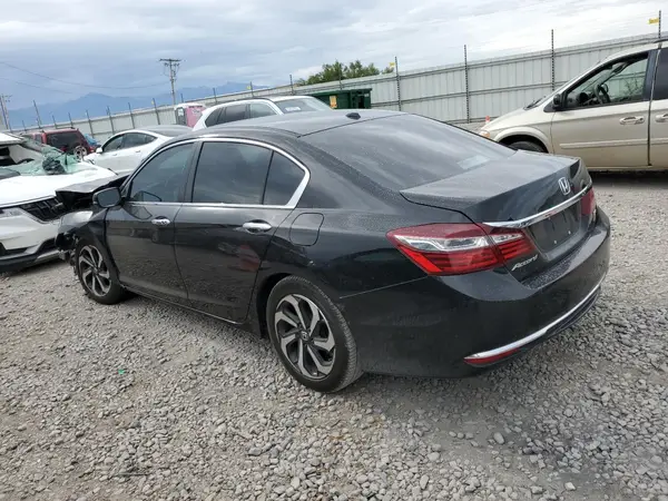 1HGCR2F81HA083246 2017 HONDA ACCORD - Image 2