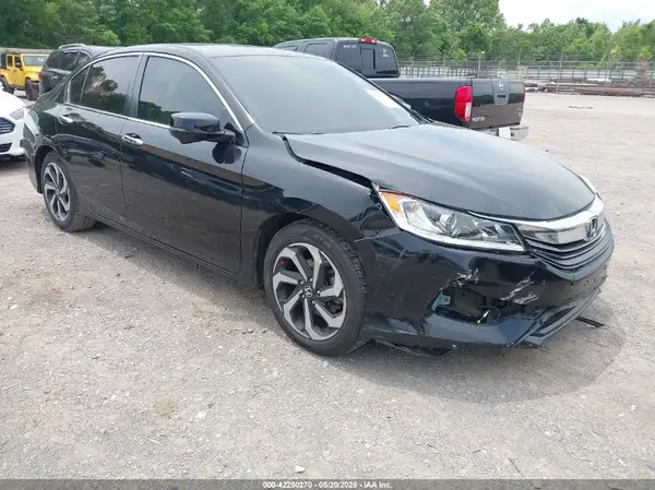 1HGCR2F81HA084154 2017 HONDA ACCORD - Image 1