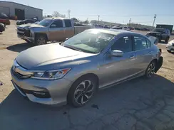 1HGCR2F81HA105908 2017 HONDA ACCORD