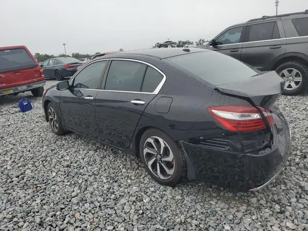 1HGCR2F81HA136981 2017 HONDA ACCORD - Image 2