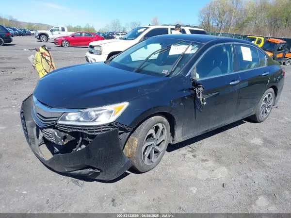 1HGCR2F81HA139072 2017 HONDA ACCORD - Image 2