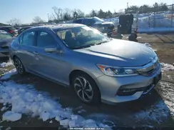 1HGCR2F81HA140111 2017 HONDA ACCORD