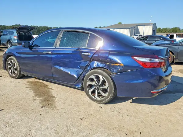1HGCR2F81HA153683 2017 HONDA ACCORD - Image 2