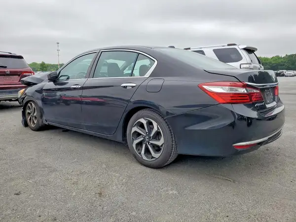 1HGCR2F81HA161265 2017 HONDA ACCORD - Image 2