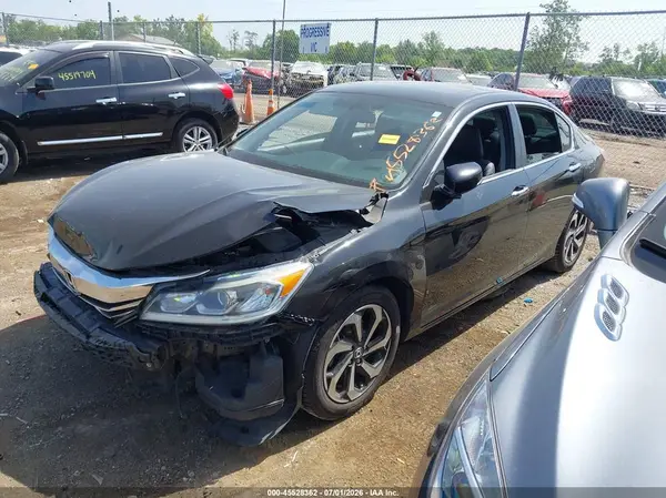 1HGCR2F81HA232030 2017 HONDA ACCORD - Image 2