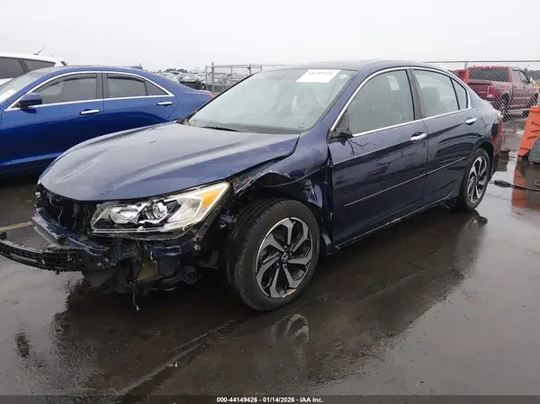 1HGCR2F81HA233677 2017 HONDA ACCORD - Image 2