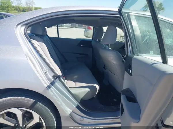 1HGCR2F81HA242069 2017 HONDA ACCORD - Image 8
