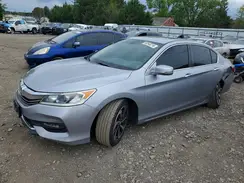 1HGCR2F81HA250883 2017 HONDA ACCORD