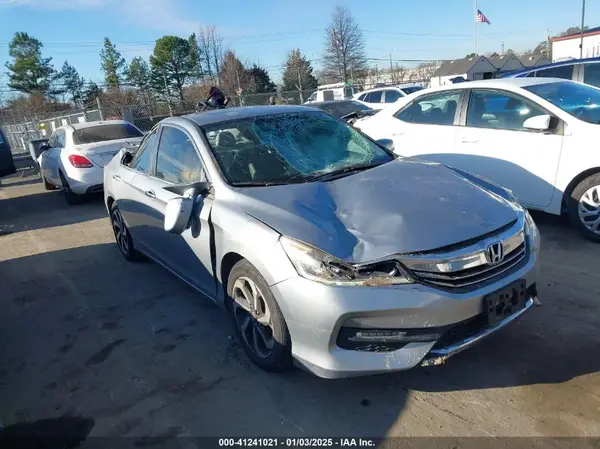 1HGCR2F81HA251662 2017 HONDA ACCORD - Image 1