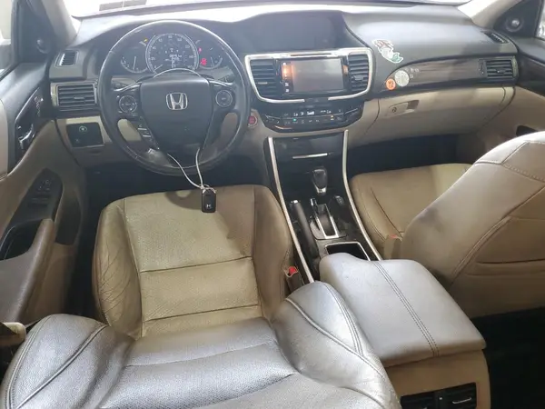 1HGCR2F81HA305848 2017 HONDA ACCORD - Image 8