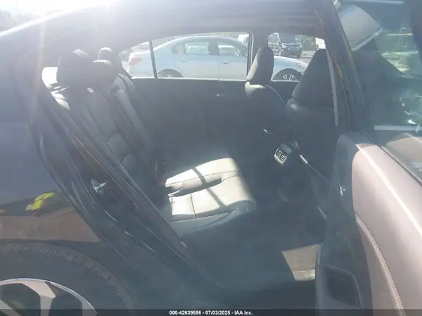 1HGCR2F81HA307566 2017 HONDA ACCORD - Image 8