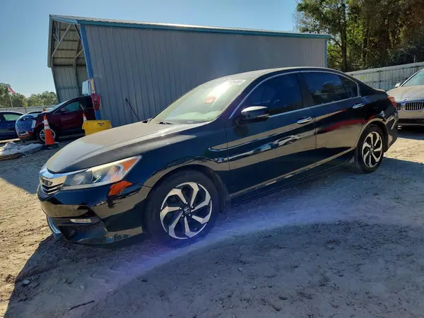 1HGCR2F82GA002818 2016 HONDA ACCORD - Image 1
