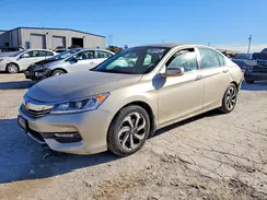 1HGCR2F82GA018131 2016 HONDA ACCORD