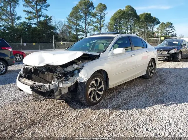 1HGCR2F82GA018176 2016 HONDA ACCORD - Image 2