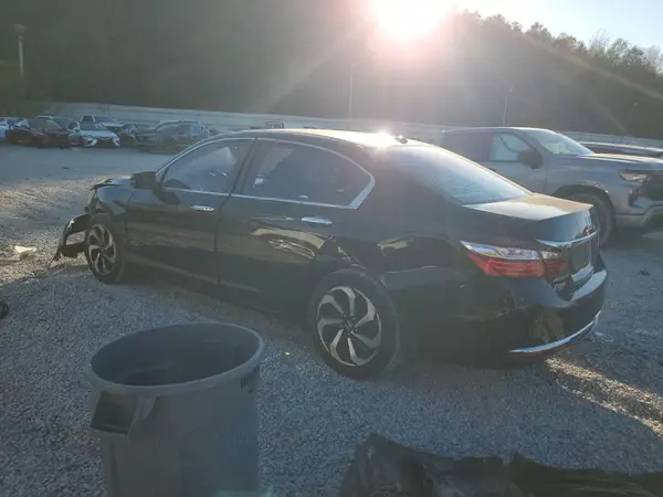 1HGCR2F82GA025600 2016 HONDA ACCORD - Image 2