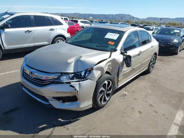 1HGCR2F82GA046284 2016 HONDA ACCORD - Image 2