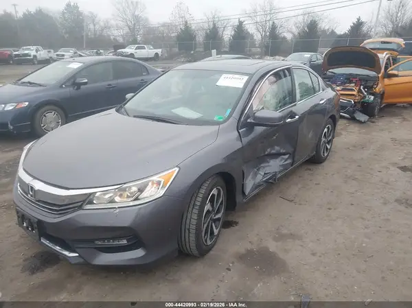 1HGCR2F82GA055096 2016 HONDA ACCORD - Image 2