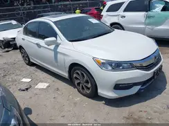 1HGCR2F82GA076076 2016 HONDA ACCORD