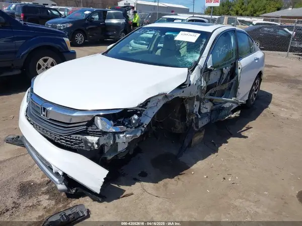 1HGCR2F82GA080614 2016 HONDA ACCORD - Image 2