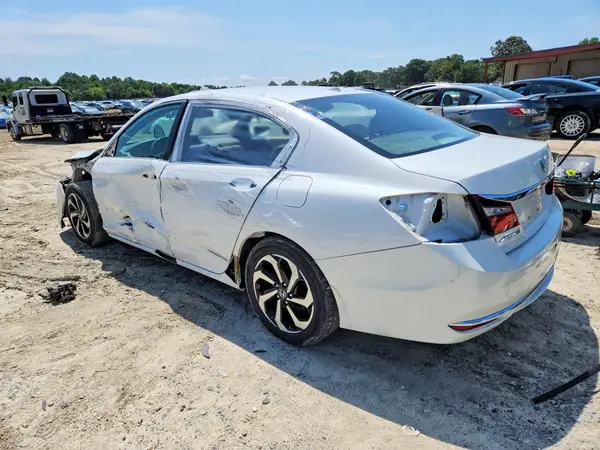 1HGCR2F82GA081830 2016 HONDA ACCORD - Image 2