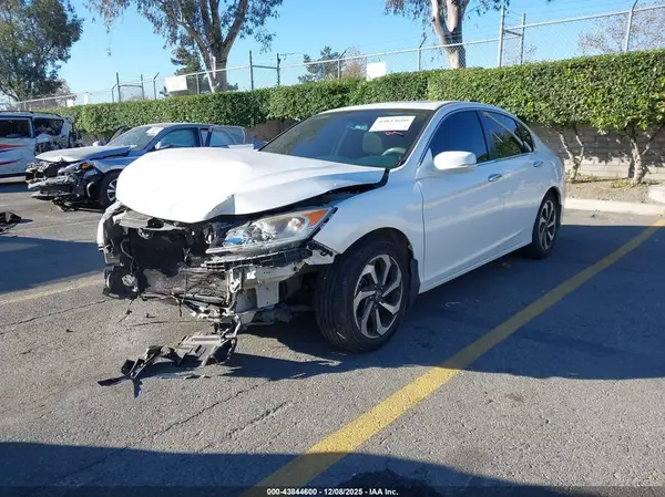 1HGCR2F82GA086963 2016 HONDA ACCORD - Image 2