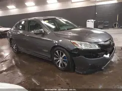 1HGCR2F82GA099051 2016 HONDA ACCORD
