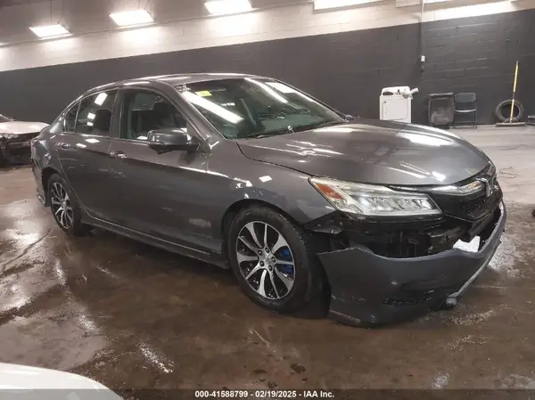 1HGCR2F82GA099051 2016 HONDA ACCORD - Image 1