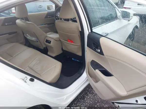 1HGCR2F82GA102210 2016 HONDA ACCORD - Image 8