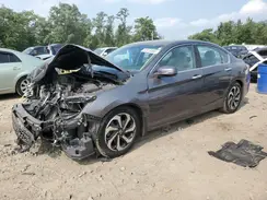 1HGCR2F82GA117953 2016 HONDA ACCORD