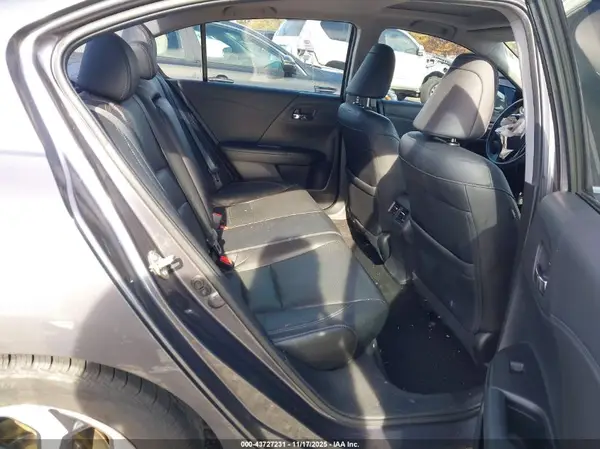 1HGCR2F82GA118939 2016 HONDA ACCORD - Image 8