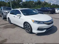 1HGCR2F82GA130993 2016 HONDA ACCORD