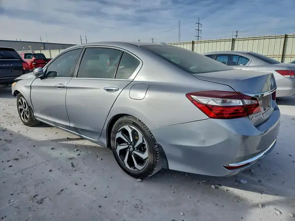 1HGCR2F82GA134770 2016 HONDA ACCORD - Image 2