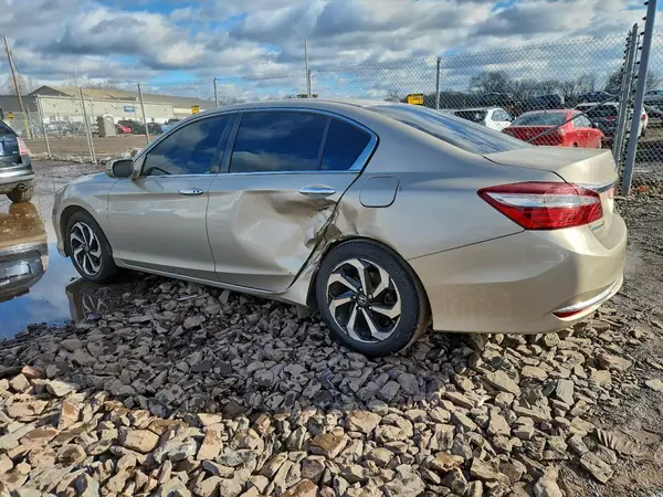 1HGCR2F82GA163248 2016 HONDA ACCORD - Image 2