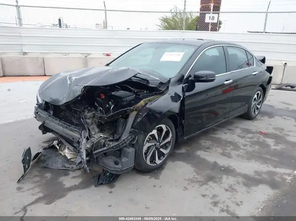 1HGCR2F82GA203358 2016 HONDA ACCORD - Image 2