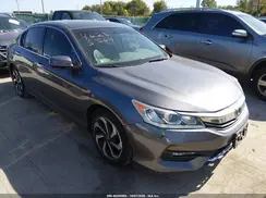 1HGCR2F82GA207023 2016 HONDA ACCORD