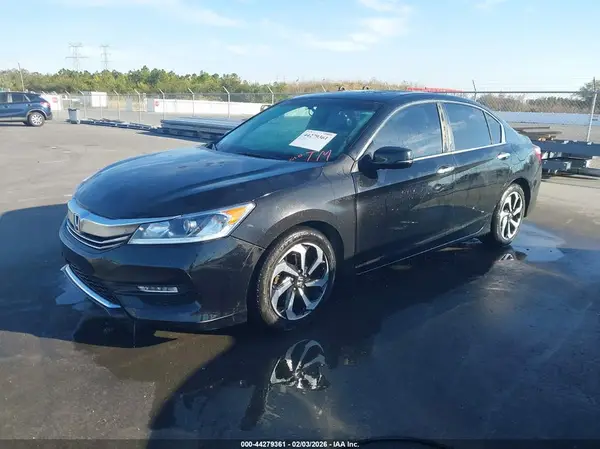 1HGCR2F82GA236943 2016 HONDA ACCORD - Image 2