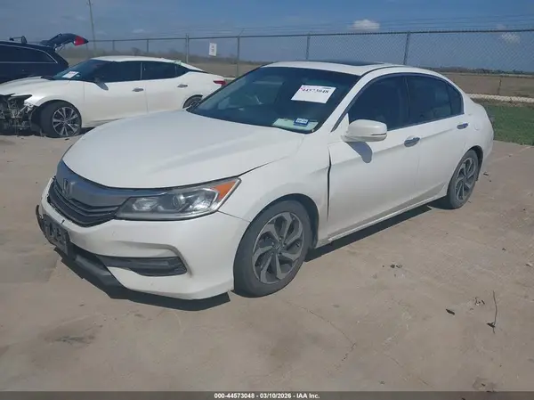 1HGCR2F82GA245254 2016 HONDA ACCORD - Image 2