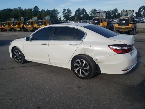 1HGCR2F82HA000245 2017 HONDA ACCORD - Image 2