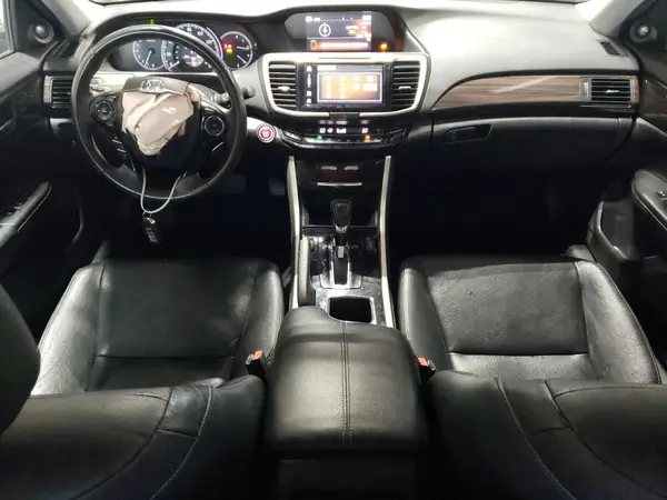 1HGCR2F82HA055519 2017 HONDA ACCORD - Image 8
