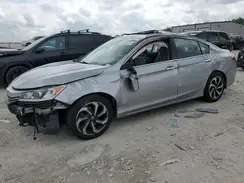 1HGCR2F82HA062938 2017 HONDA ACCORD