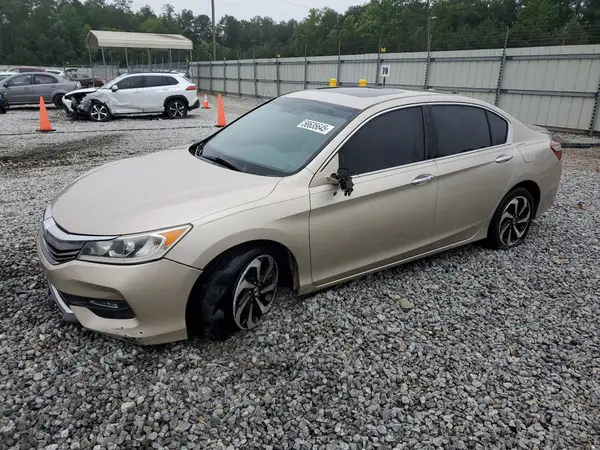 1HGCR2F82HA088052 2017 HONDA ACCORD - Image 1