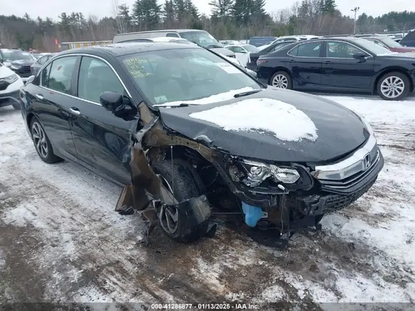 1HGCR2F82HA112222 2017 HONDA ACCORD - Image 1