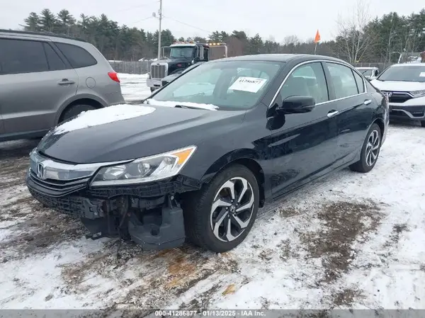 1HGCR2F82HA112222 2017 HONDA ACCORD - Image 2
