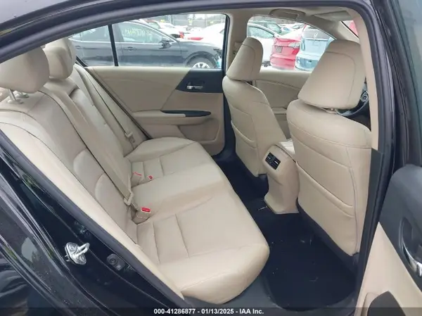 1HGCR2F82HA112222 2017 HONDA ACCORD - Image 8