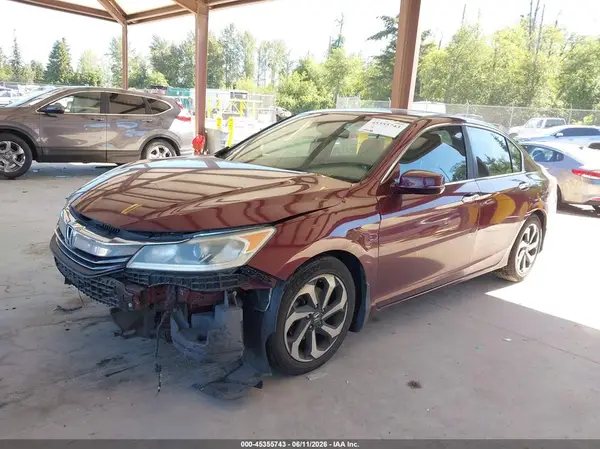 1HGCR2F82HA117517 2017 HONDA ACCORD - Image 2